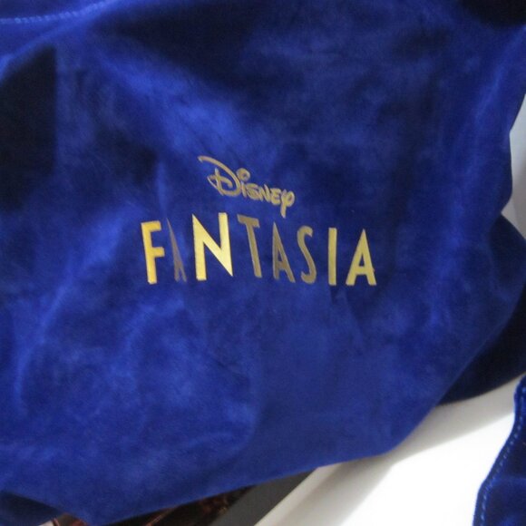NWT SPECTRUM COLLECTIONS LTD ED FANTASIA X DISNEY SORCERER'S HAT MAKEUP BAG - Picture 4 of 7